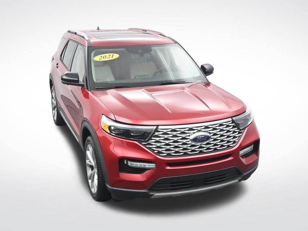 Used 2021 Ford Explorer Platinum w/ Equipment Group 601A AWD/4WD image 32