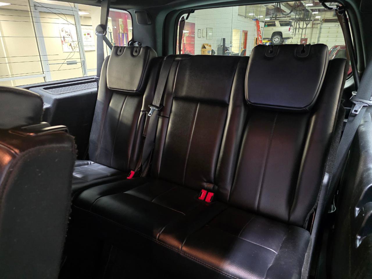 Used 2017 Ford Expedition EL Limited image 13