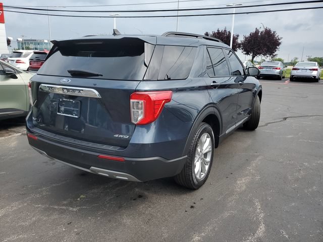 Used 2022 Ford Explorer XLT w/ Equipment Group 202A AWD/4WD image 4