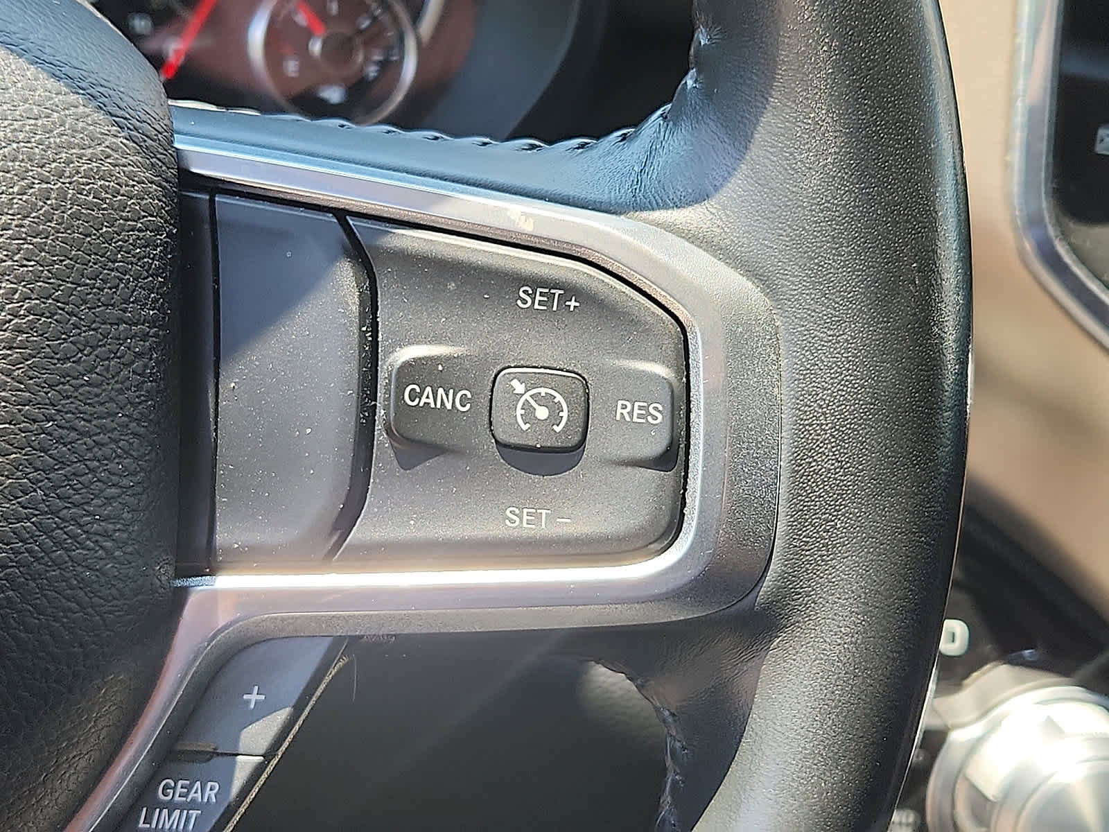 Used 2022 RAM 1500 Laramie image 24