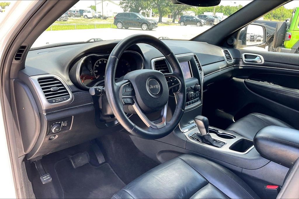 Used 2018 Jeep Grand Cherokee Limited RWD image 14