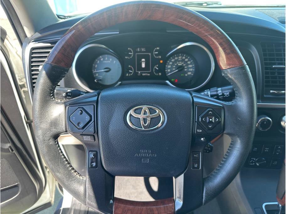 Used 2019 Toyota Sequoia Platinum AWD/4WD image 20