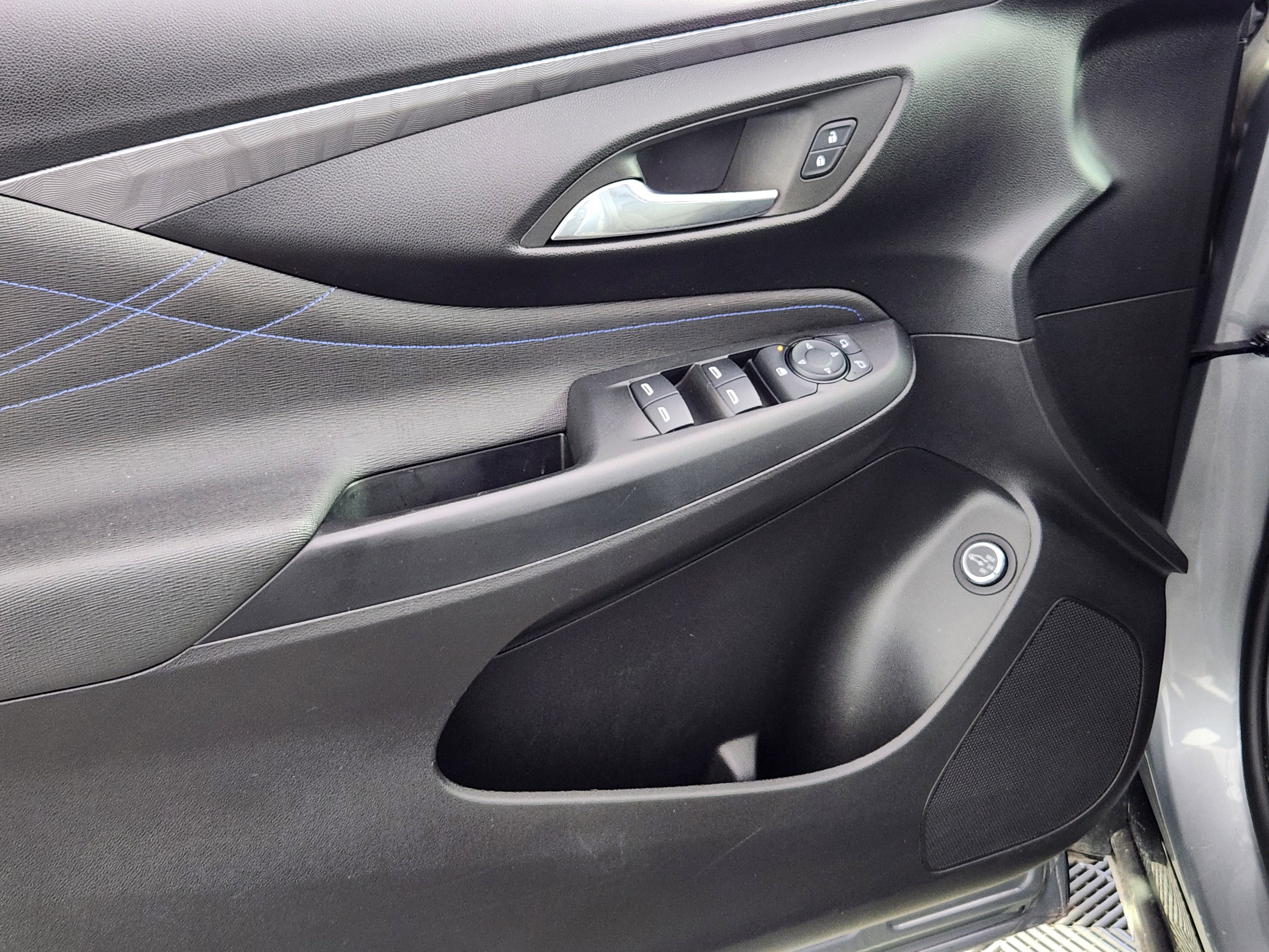 Used 2024 Buick Envista Sport Touring w/ Convenience II Package image 16