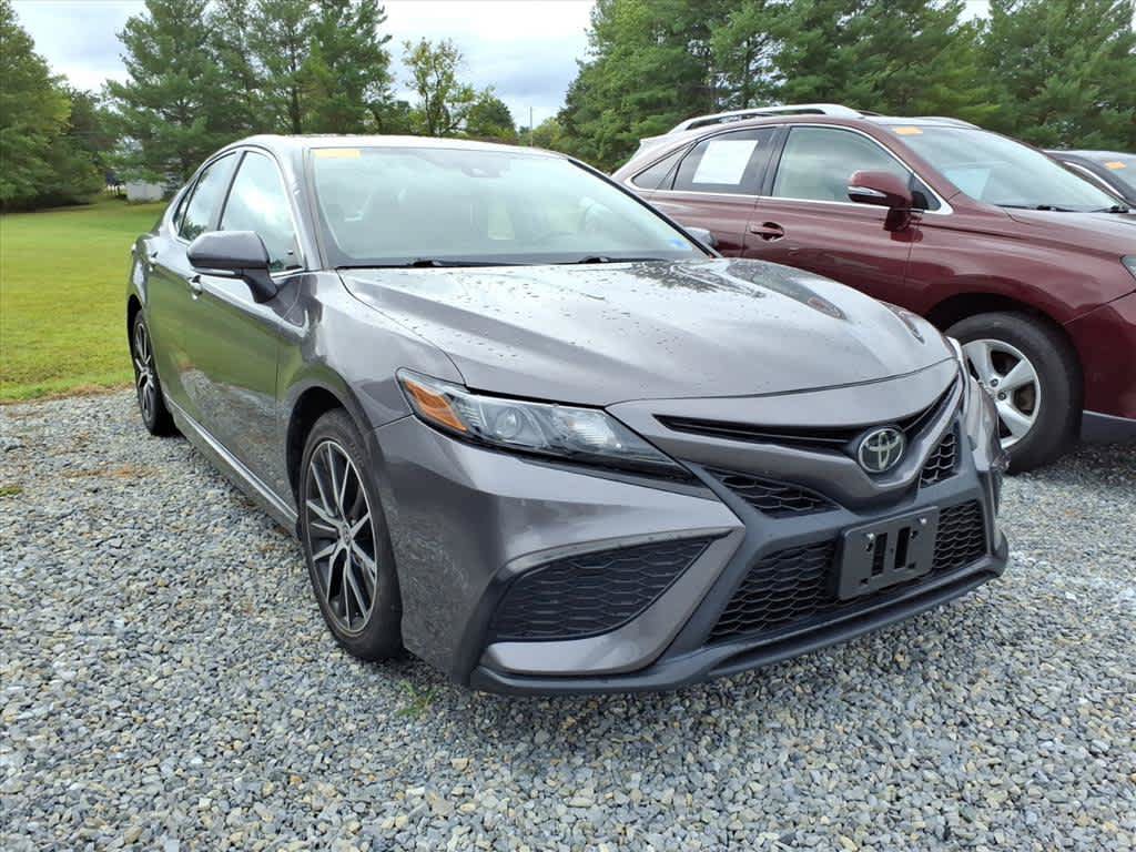 Used 2023 Toyota Camry SE FWD image 12