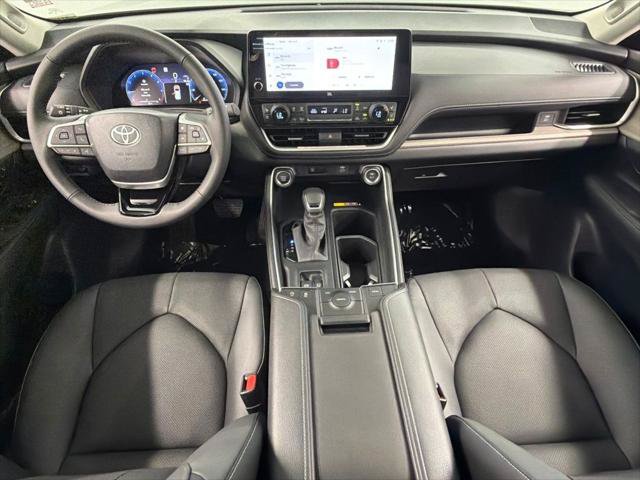 Certified 2026 Toyota Grand Highlander FWD image 38
