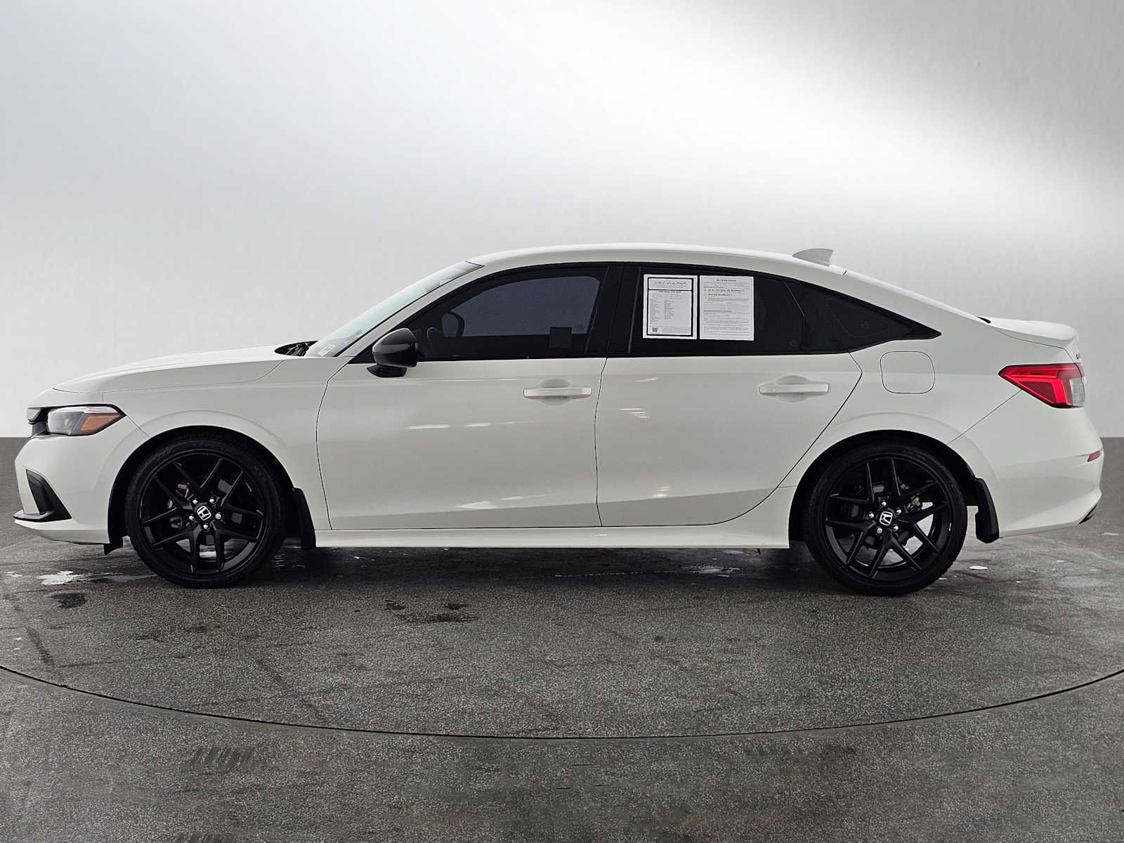 Used 2022 Honda Civic Sport image 6