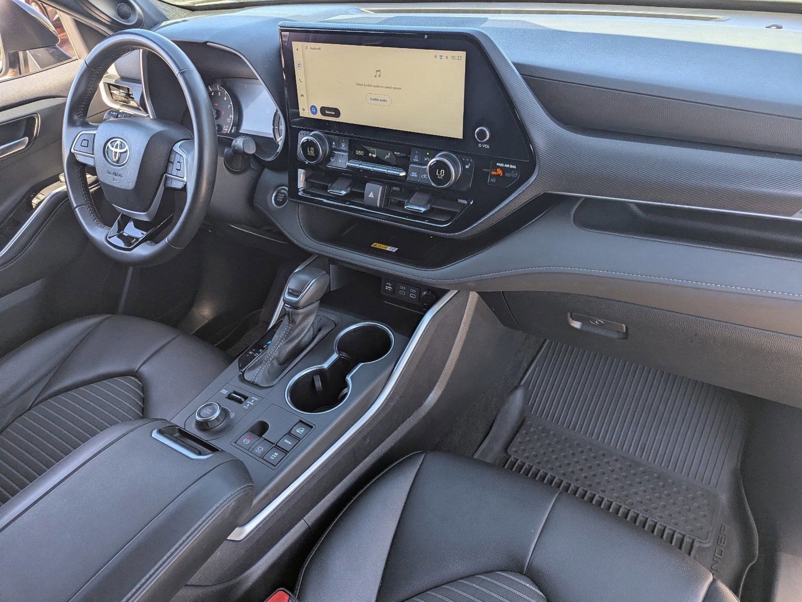 Used 2024 Toyota Highlander XSE image 13