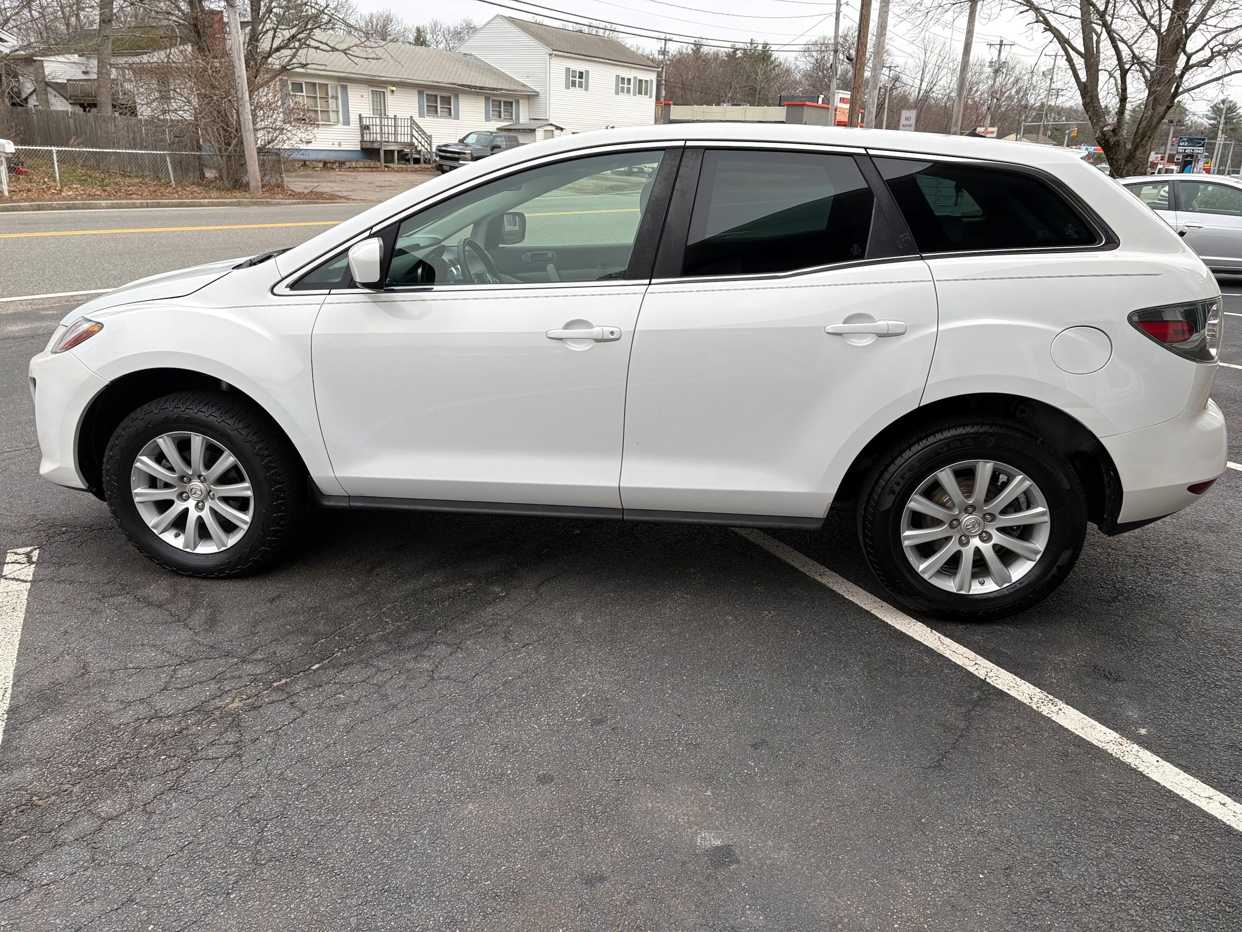 Used 2011 MAZDA CX-7 i Sport w/ Convenience Pkg FWD image 9