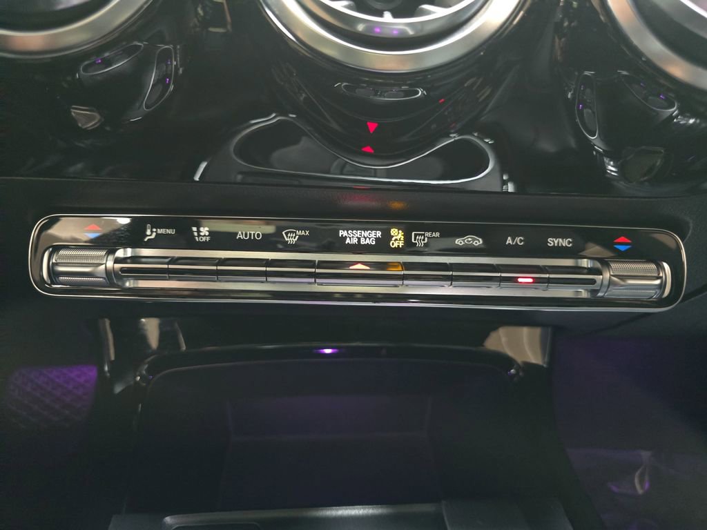 Used 2022 Mercedes-Benz CLA 250 image 25