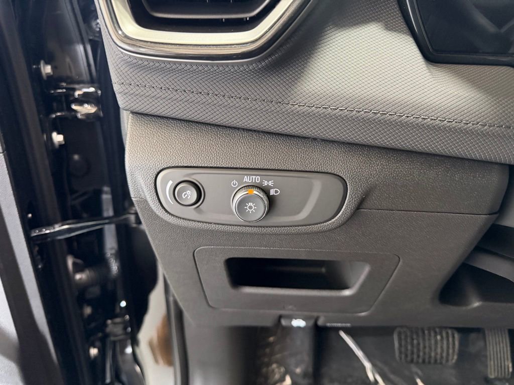 New 2026 Chevrolet TrailBlazer LT w/ Midnight Edition image 14