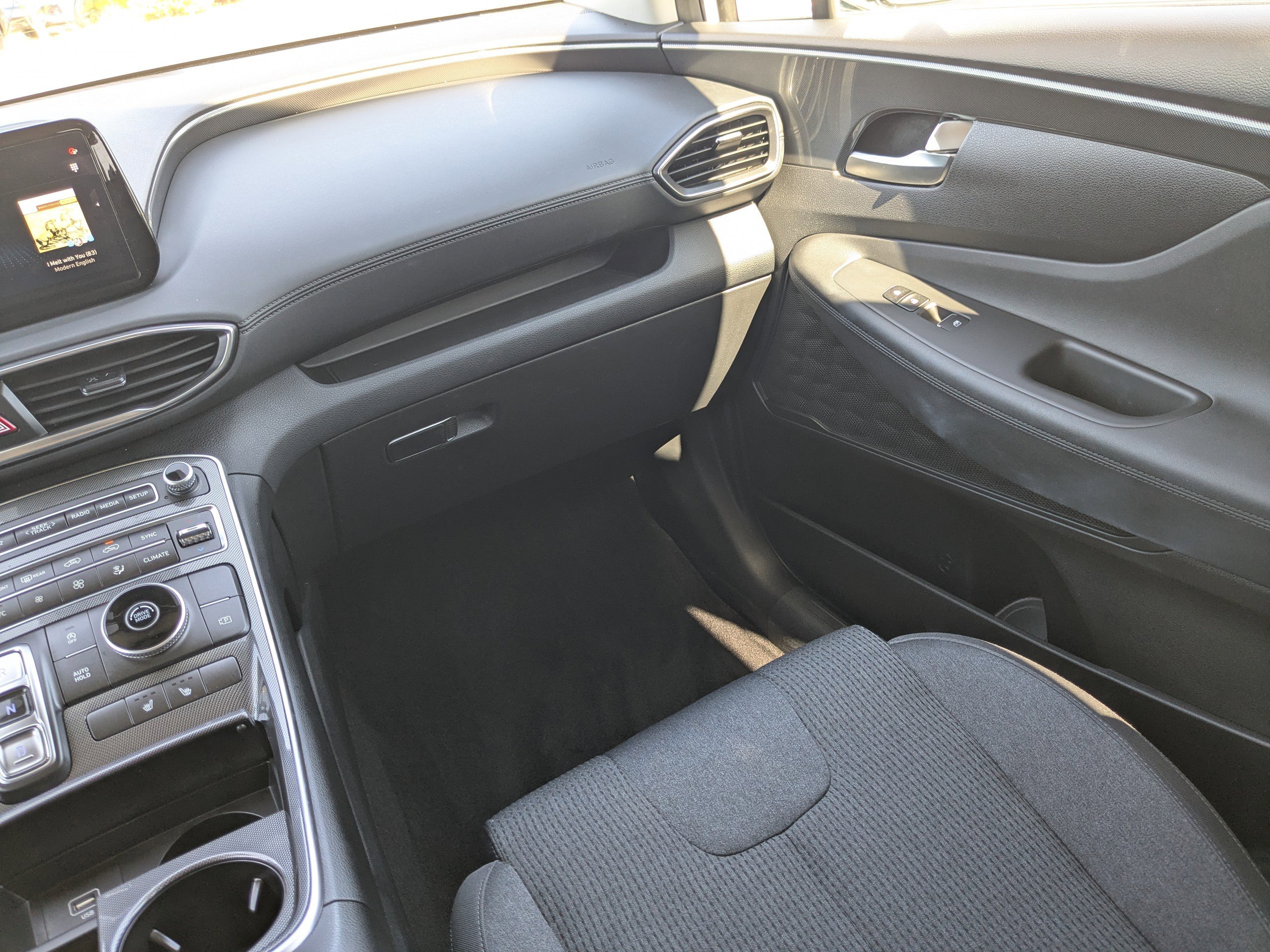 Used 2023 Hyundai Santa Fe SEL image 21