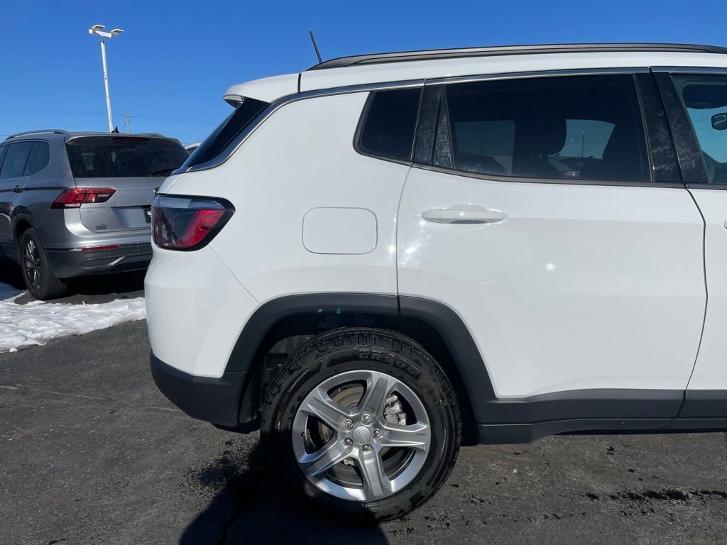 Used 2024 Jeep Compass Latitude image 26