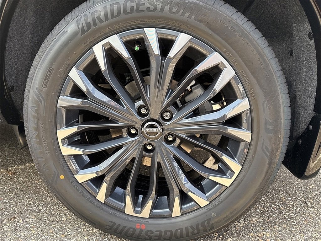 New 2026 Nissan Rogue Platinum image 6