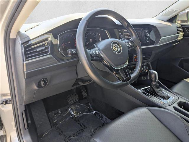 Used 2019 Volkswagen Jetta SEL w/ Cold Weather Package image 11