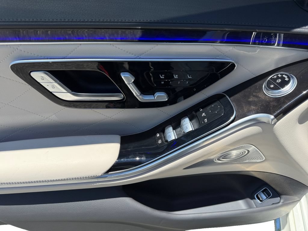 Used 2023 Mercedes-Benz S 580 4MATIC Sedan image 11