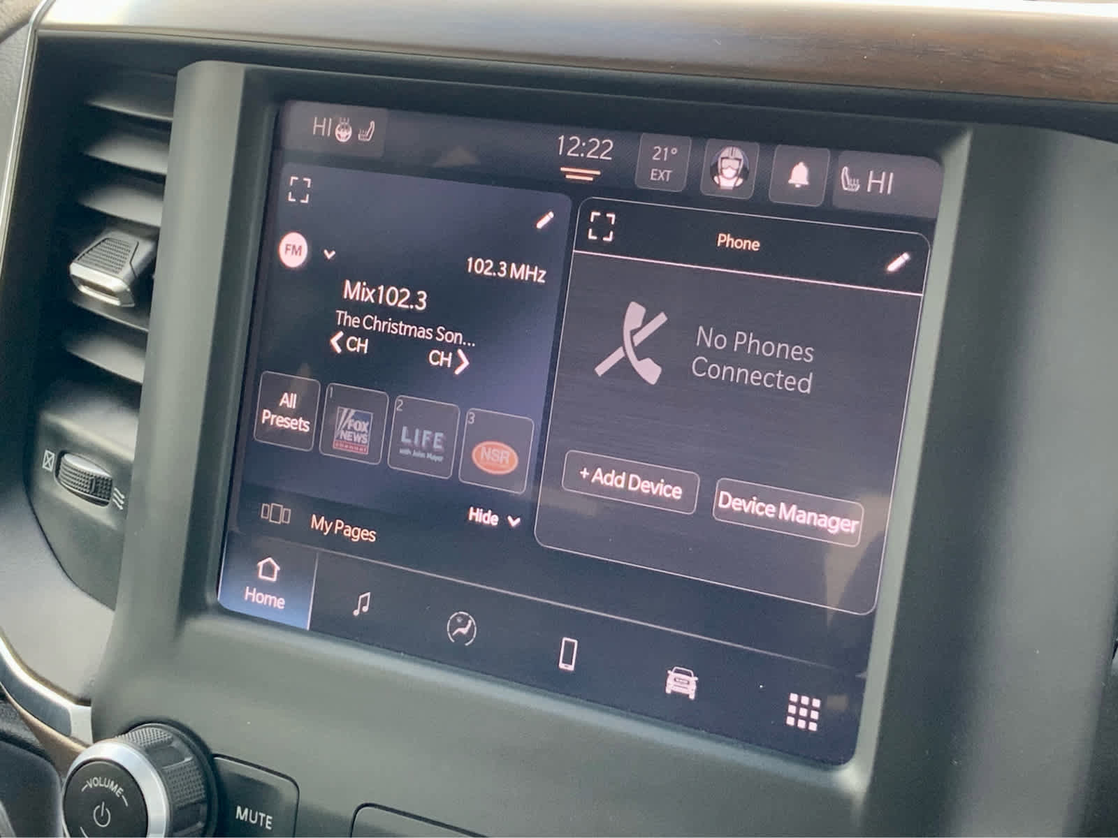 Used 2022 RAM 1500 Laramie image 44