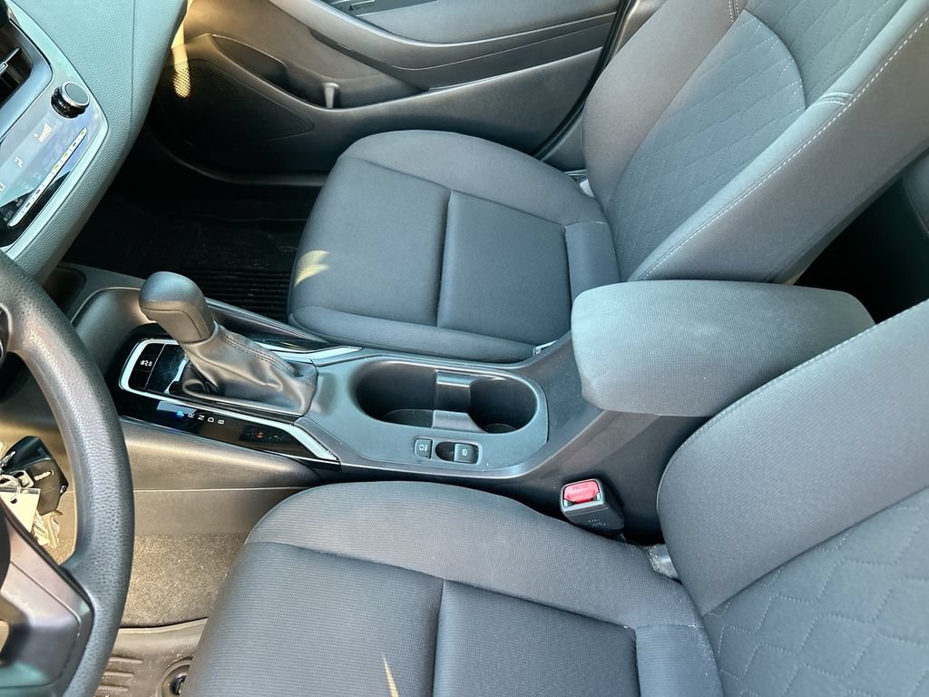 Used 2024 Toyota Corolla LE FWD image 27