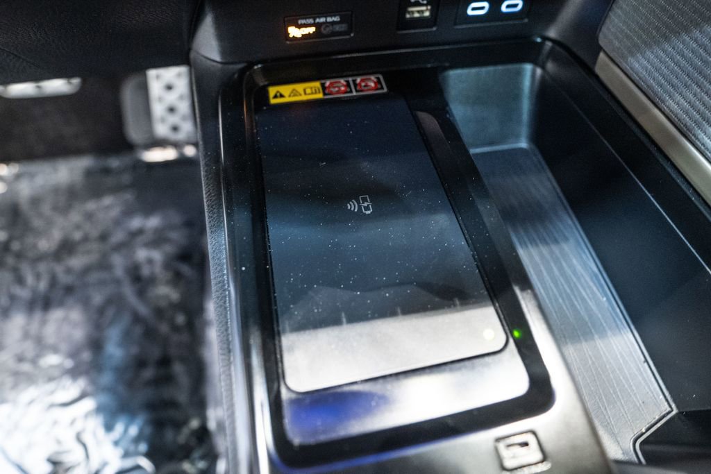 Certified 2025 Toyota Camry SE image 21