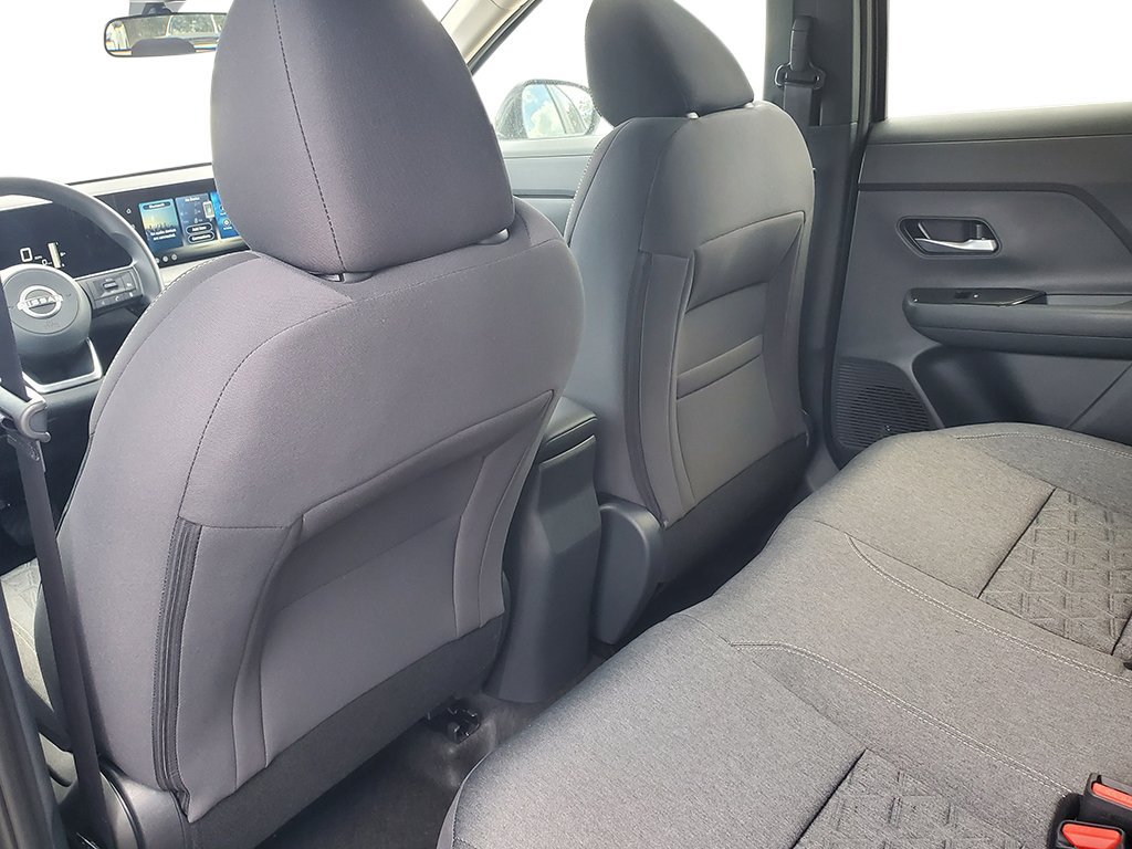 New 2027 Nissan Kicks SV FWD image 32