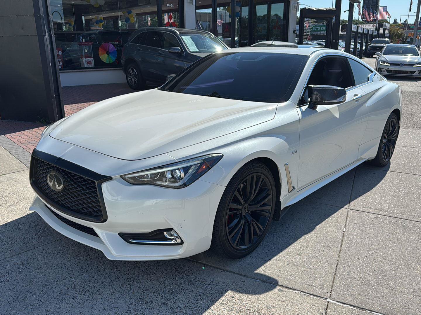 Used 2019 INFINITI Q60 3.0t Luxe w/ Essential Package