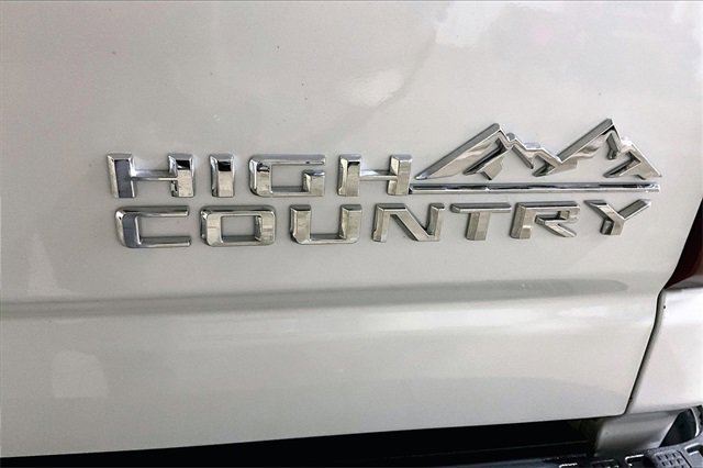 Used 2022 Chevrolet Silverado 3500 High Country image 27