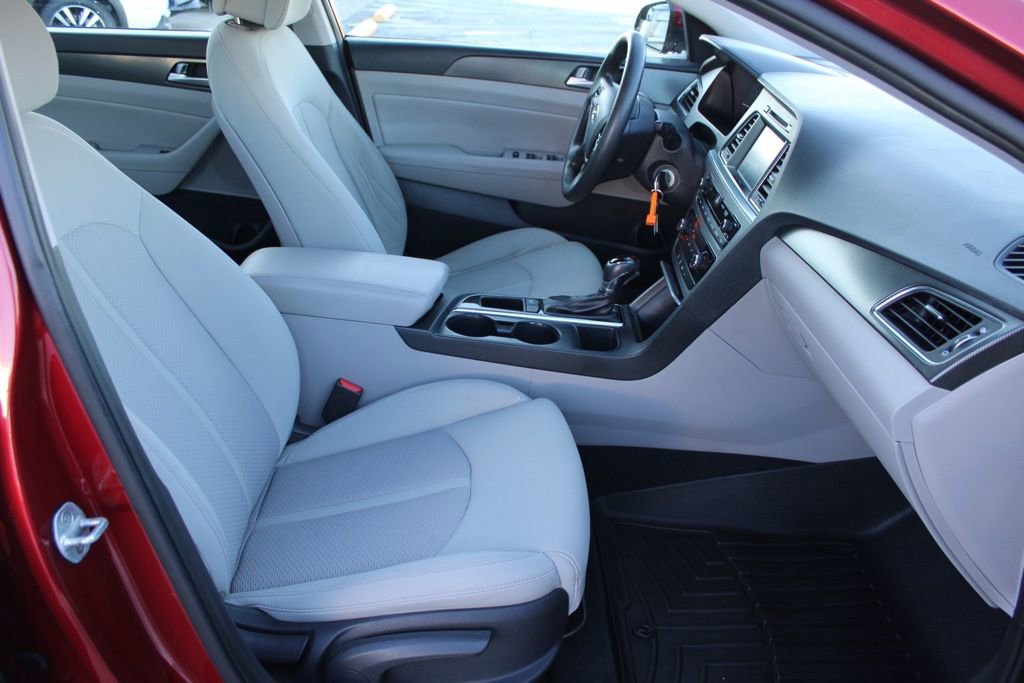 Used 2016 Hyundai Sonata Sport image 18