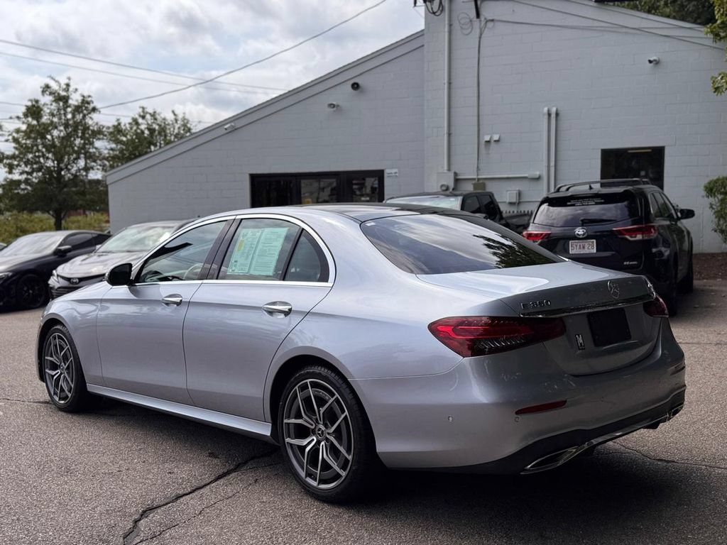 Used 2021 Mercedes-Benz E 350 4MATIC Sedan image 4
