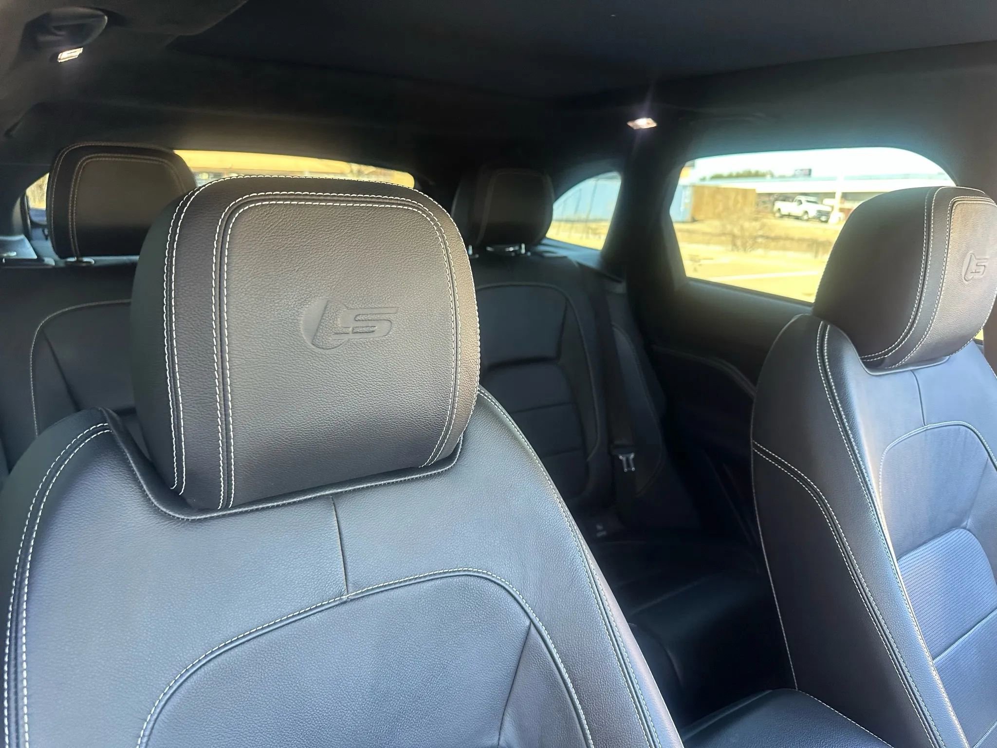 Used 2019 Jaguar F-PACE S AWD/4WD image 28