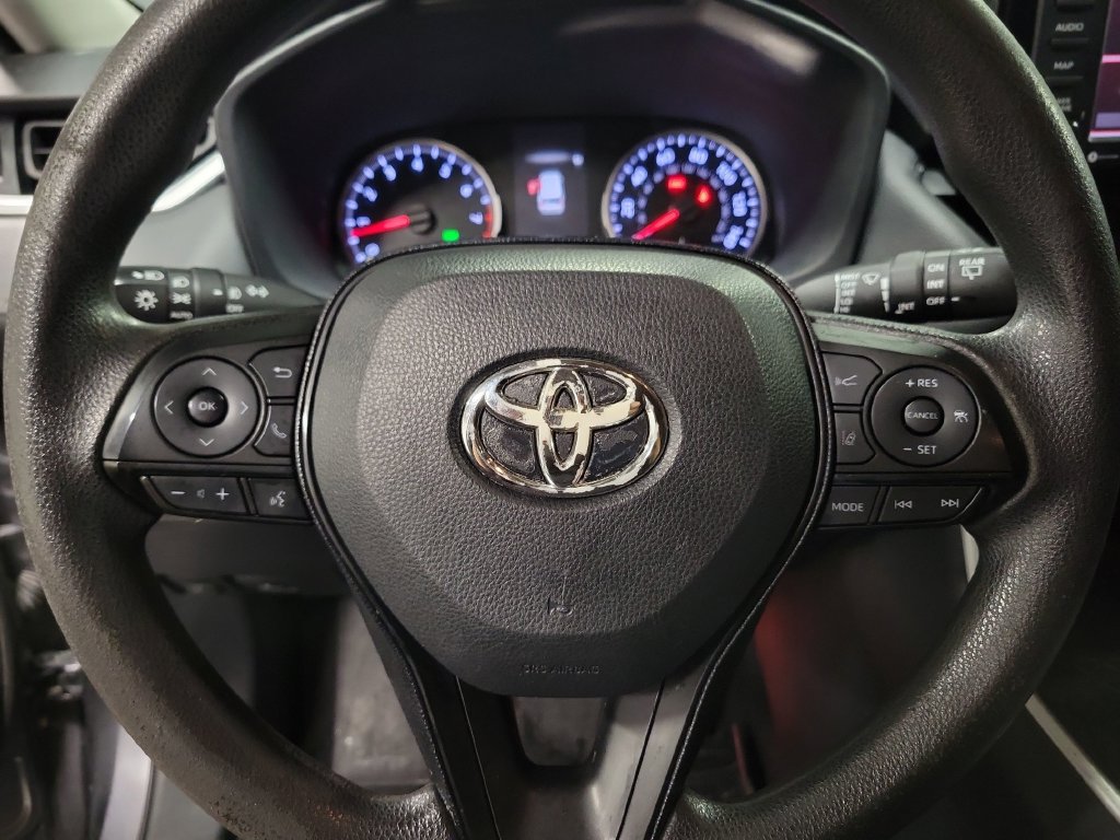 Used 2021 Toyota RAV4 XLE FWD image 22