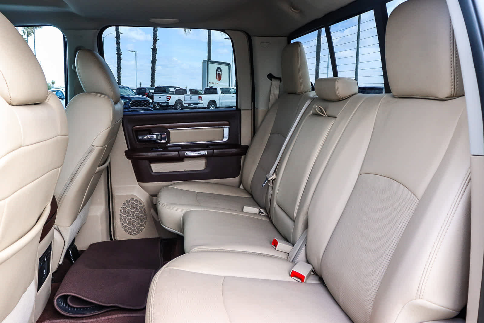 Used 2017 RAM 1500 Laramie w/ Convenience Group image 23