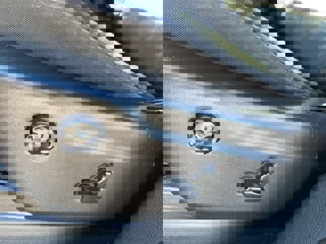 Used 2019 Jeep Grand Cherokee Limited image 14