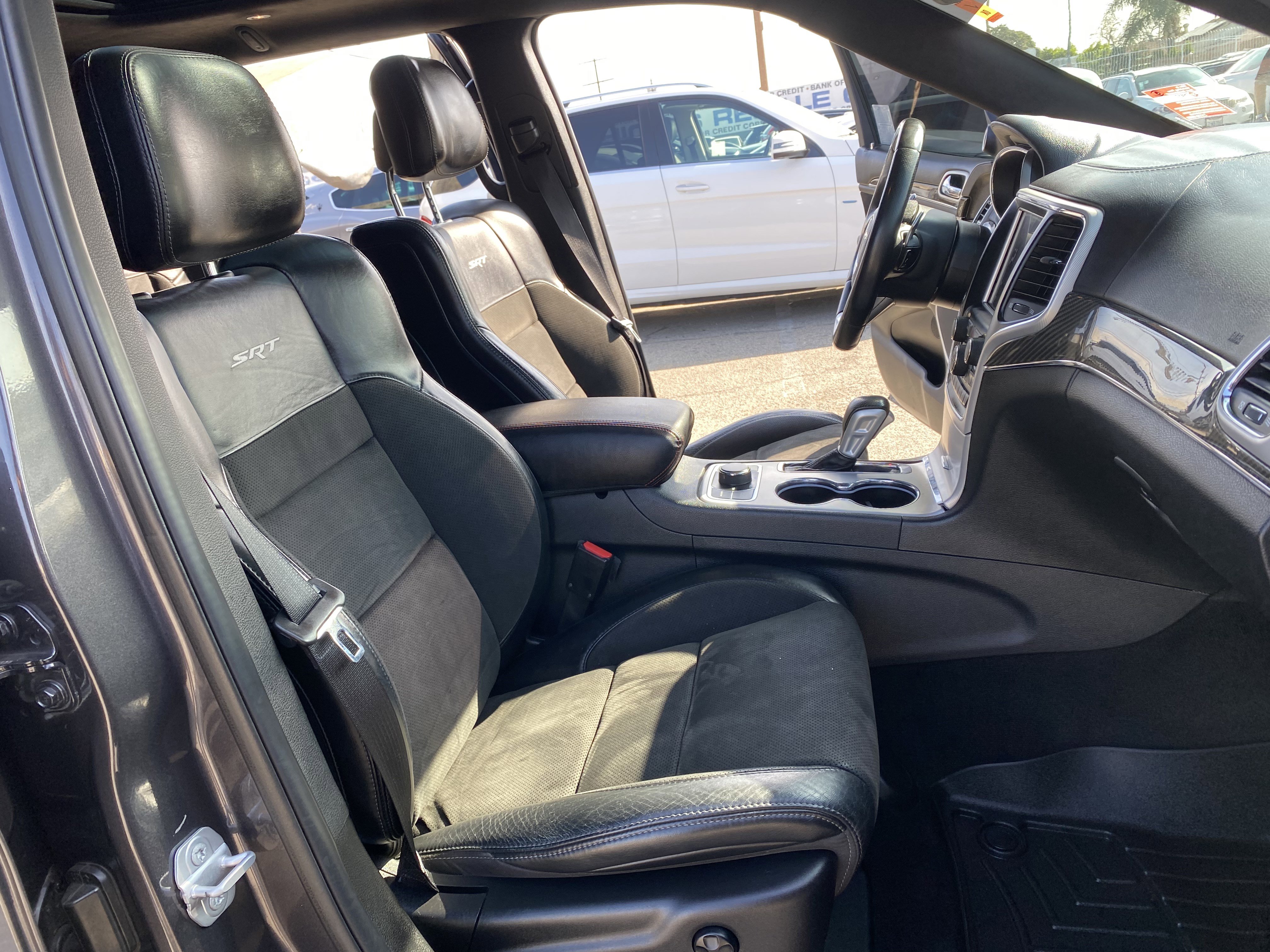 Used 2018 Jeep Grand Cherokee SRT w/ Trailer Tow Group IV image 25