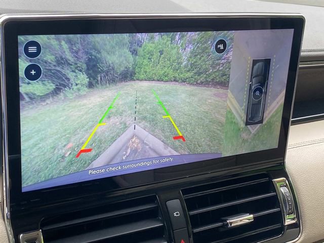 Used 2023 Lincoln Navigator L Reserve AWD/4WD image 25