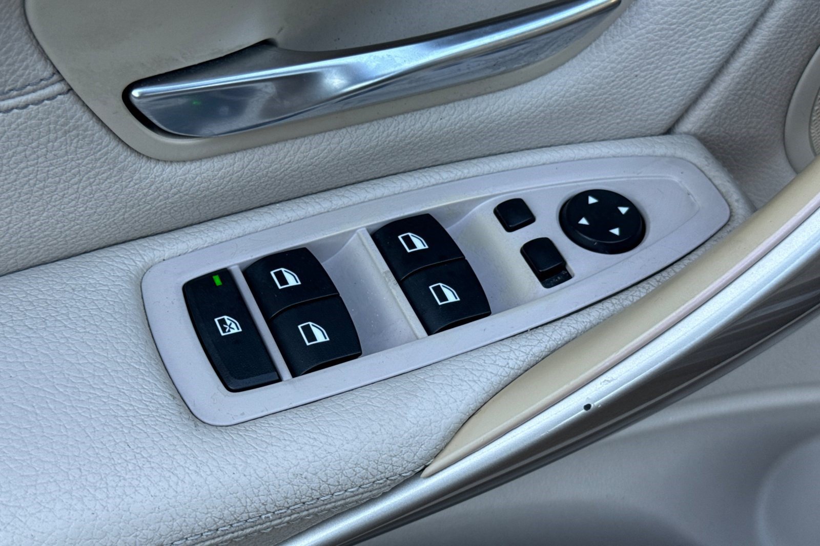 Used 2012 BMW 328i Sedan RWD image 14