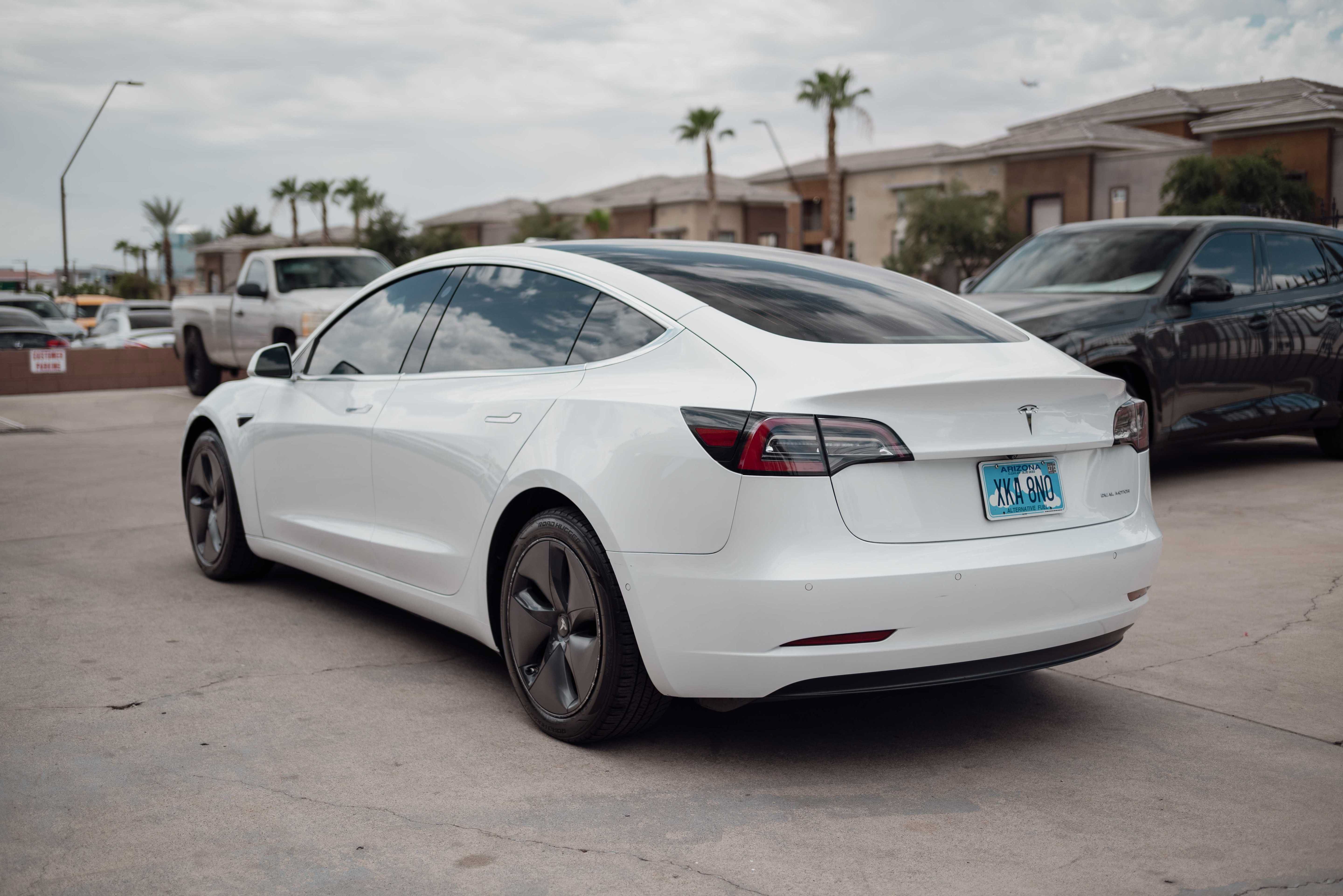 Used 2019 Tesla Model 3 Long Range AWD/4WD image 6