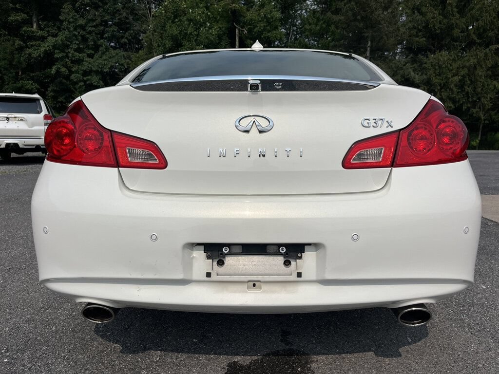 Used 2013 INFINITI G37 x Sedan w/ Premium Pkg AWD/4WD image 4