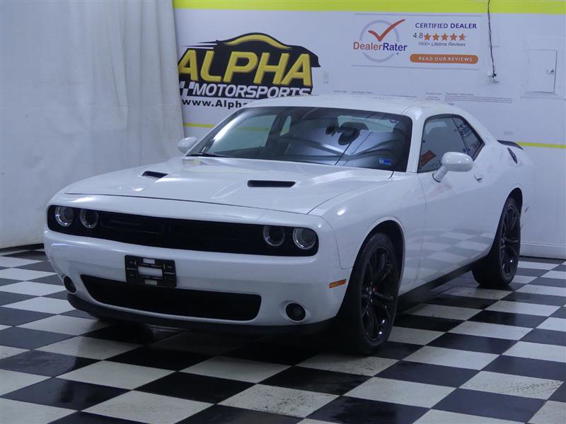 Used 2018 Dodge Challenger SXT w/ Blacktop Package image 4