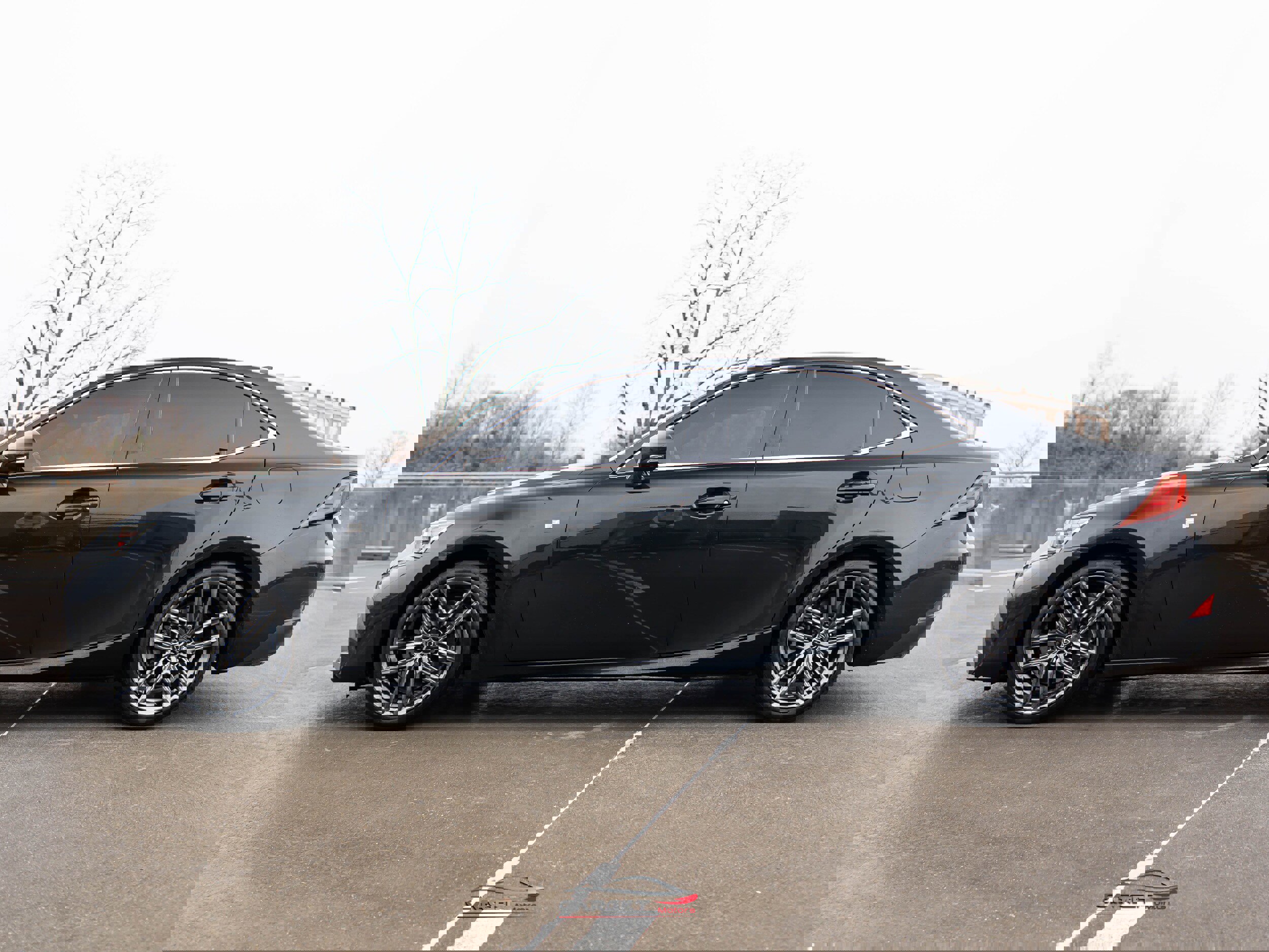 Used 2019 Lexus IS 300 F Sport w/ F Sport Package image 4