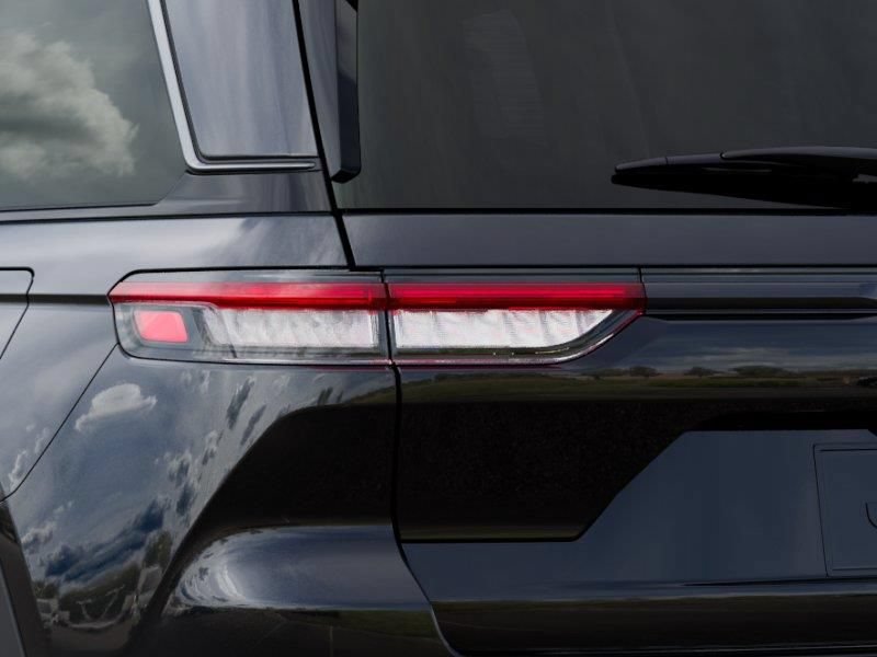 New 2026 Jeep Grand Cherokee Altitude RWD image 9