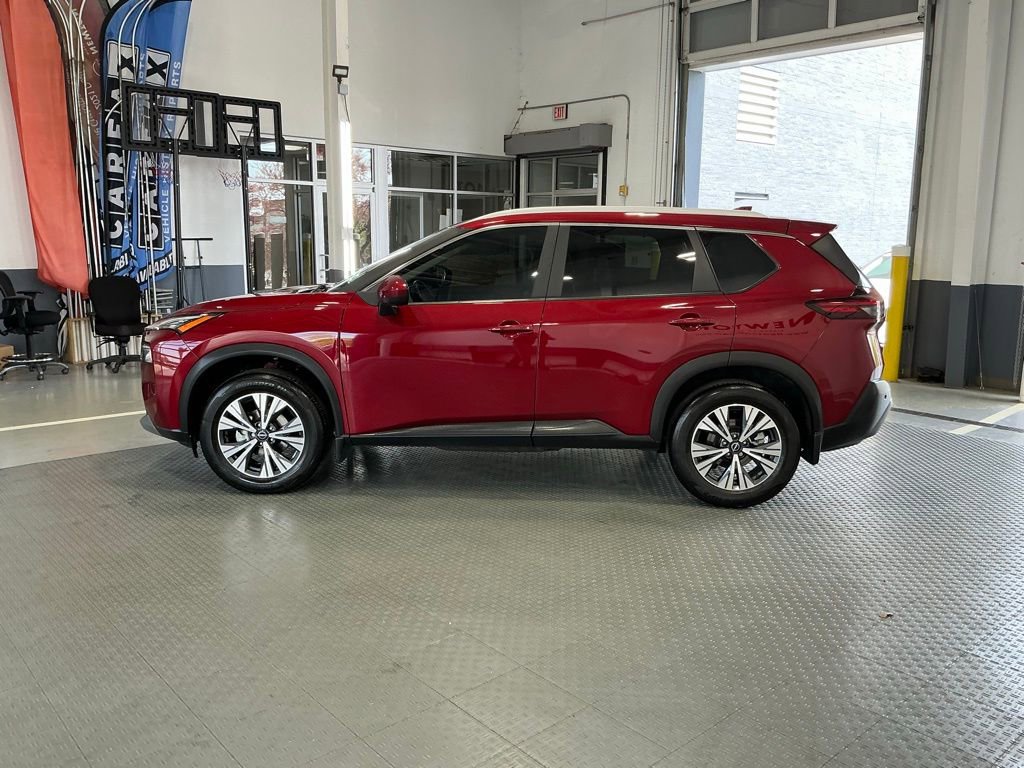 Used 2023 Nissan Rogue SV w/ SV Premium B Package image 22