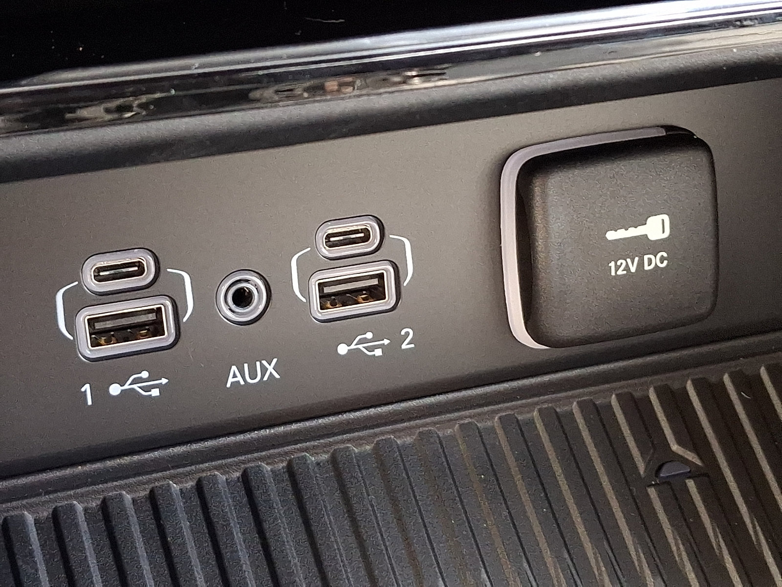 New 2027 Jeep Grand Cherokee Limited AWD/4WD image 17