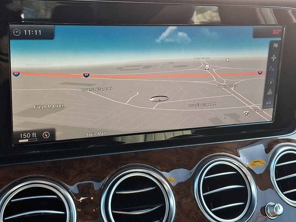 Used 2017 Mercedes-Benz E 300 4MATIC image 17