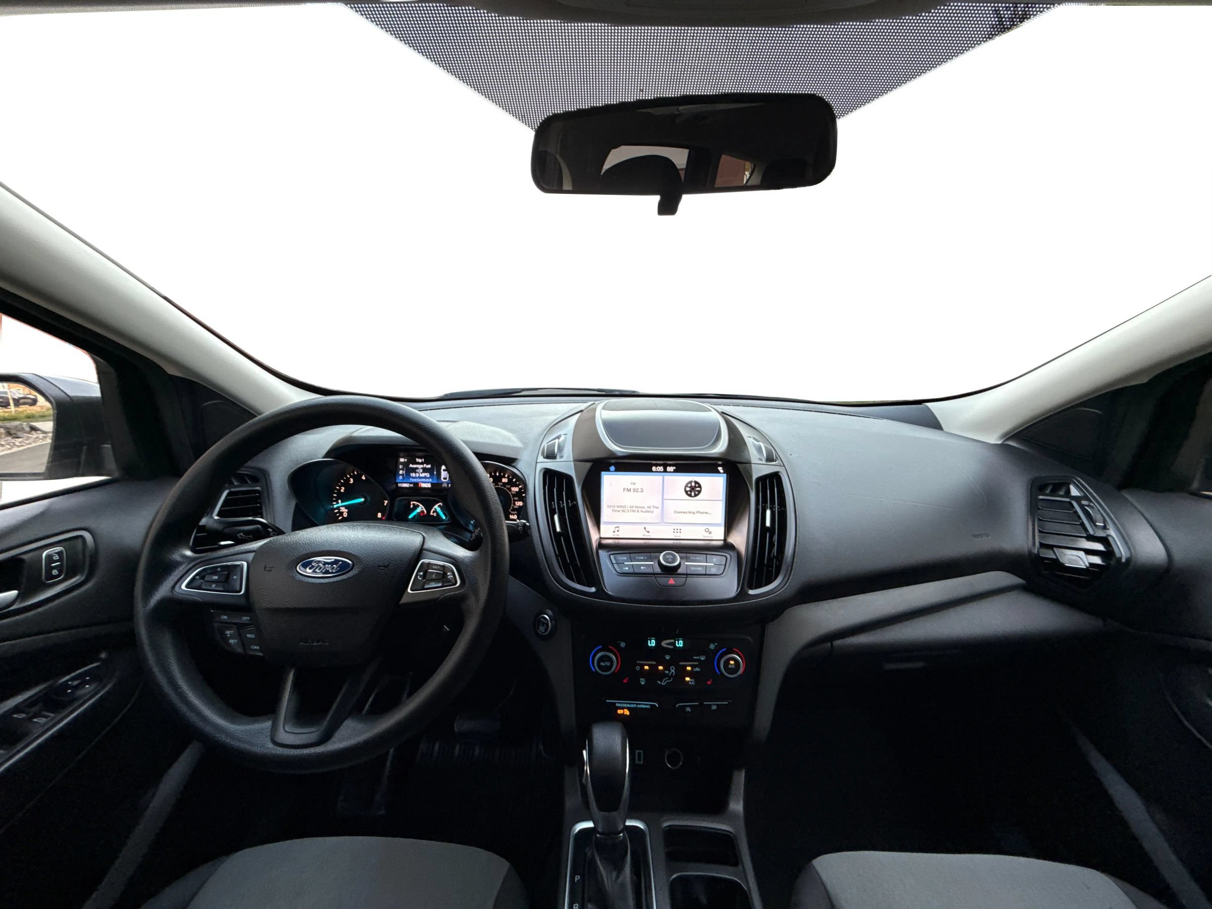 Used 2019 Ford Escape SE FWD image 23