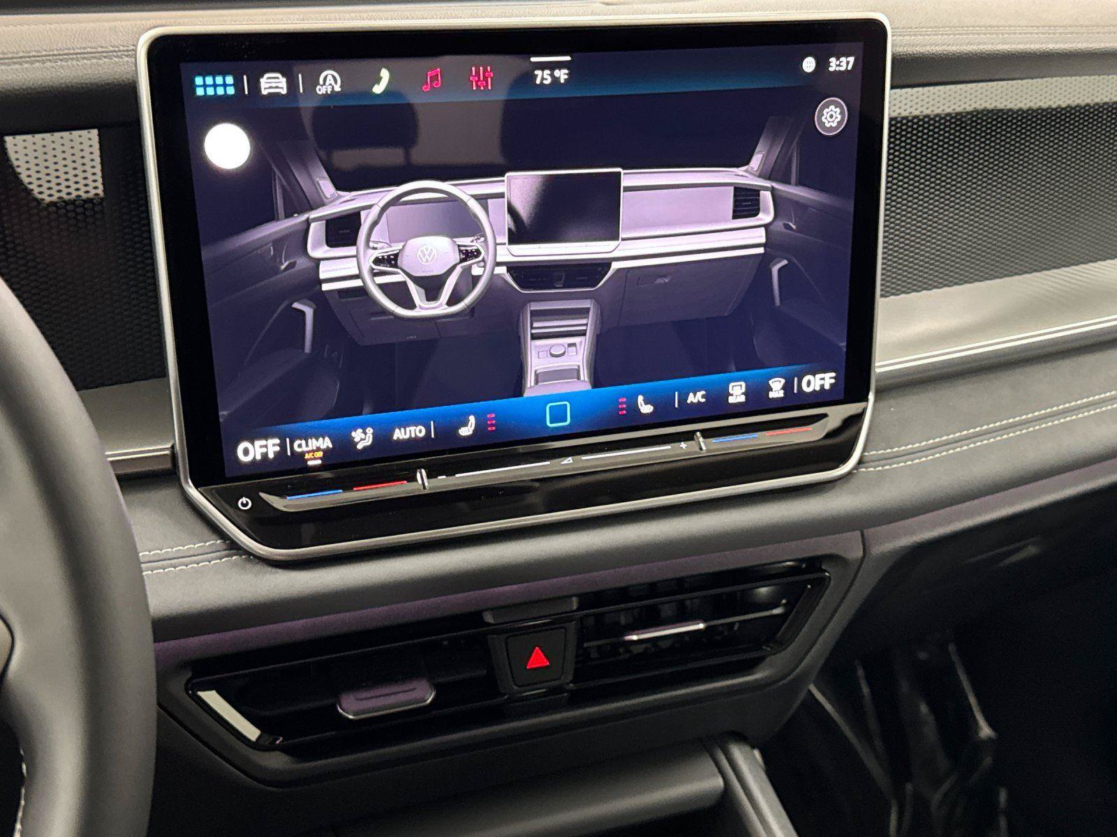 New 2026 Volkswagen Tiguan SE AWD/4WD image 19