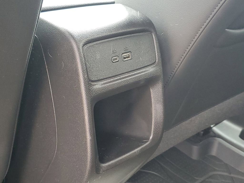 Certified 2024 Chevrolet Trax RS w/ Driver Confidence Package image 33