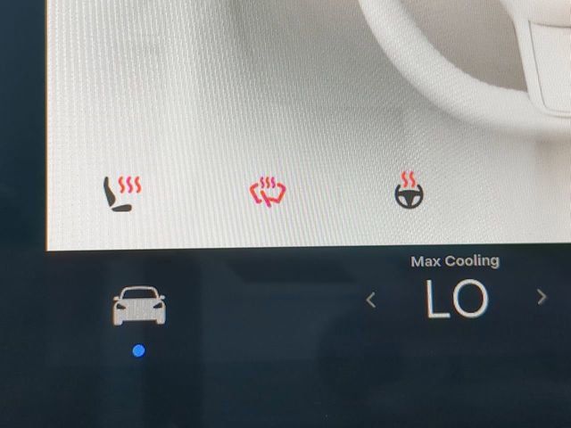 Used 2024 Tesla Model Y Long Range image 27