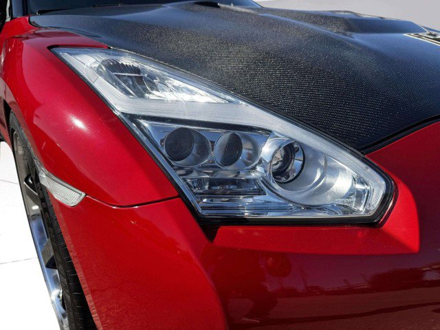 Used 2009 Nissan GT-R Premium image 11