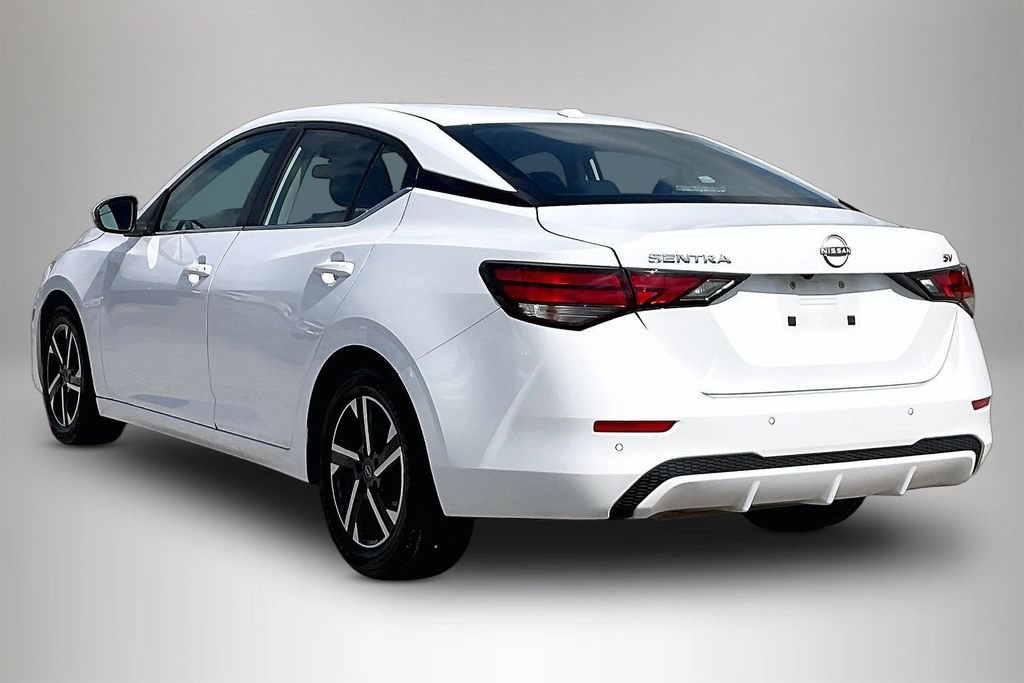 Used 2024 Nissan Sentra SV FWD image 4