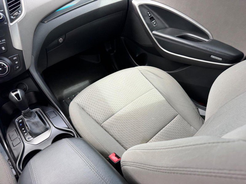 Used 2016 Hyundai Santa Fe Sport FWD image 17