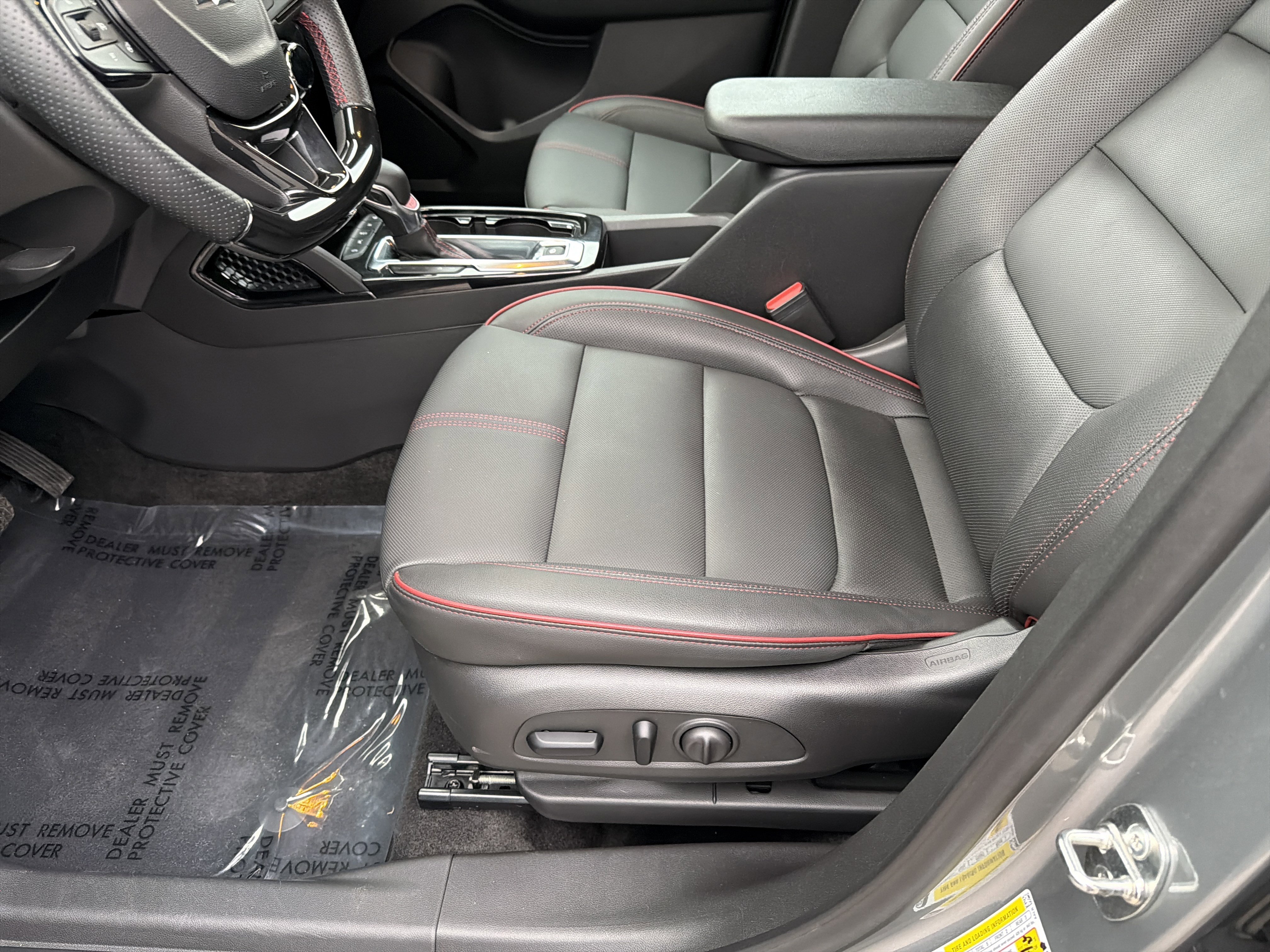 Used 2024 Chevrolet TrailBlazer RS w/ Driver Confidence Package image 14